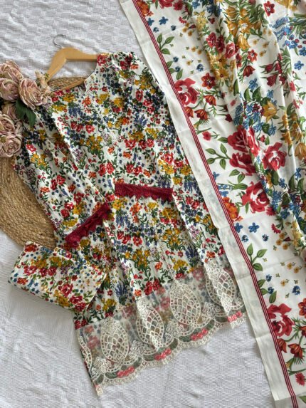 Readymade Pakistani Suit