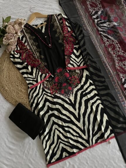 Readymade Chic Everyday Pakistani Suit