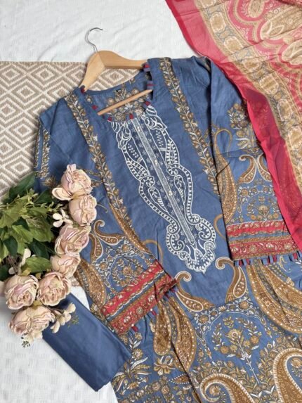 Readymade Pure Elegance Pakistani Suit