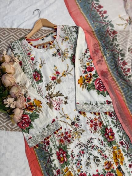 Pretty Floral Pakistani Suit