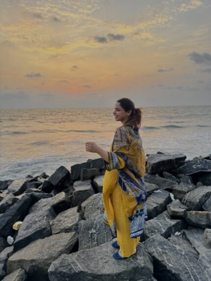 Bestseller Trending Raedymade Pakistani Suit