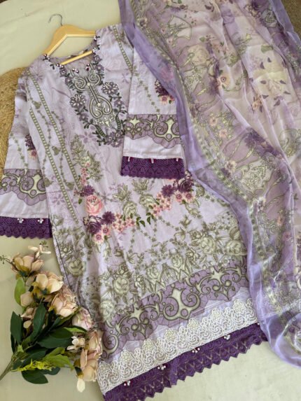 Soft Lilac Pakistani suit