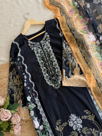 Elara Mehar Pakistani suit